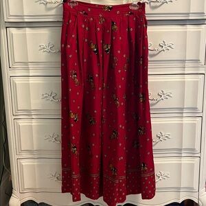 CHAUS Vintage Jockey Motif Pleated Maxi Skirt